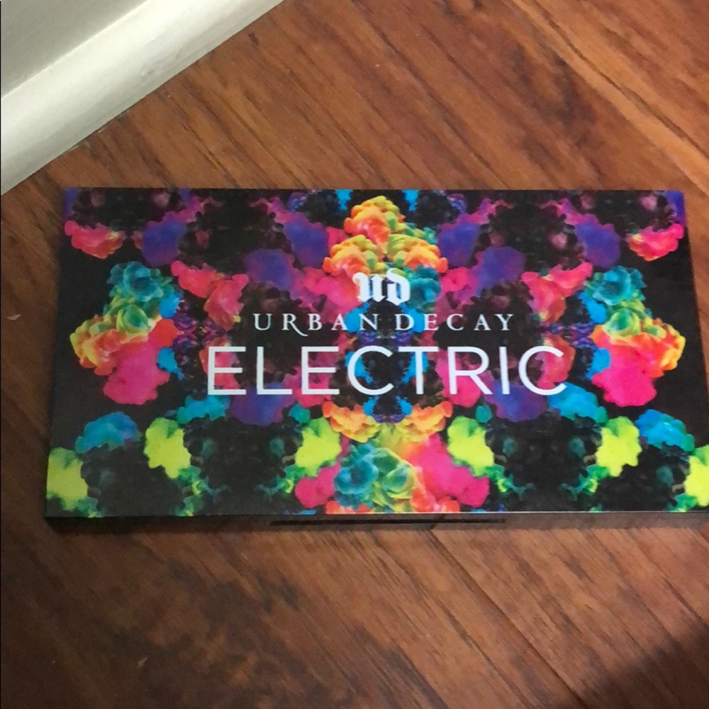 Urban Decay Electric Eye Shadow Palette